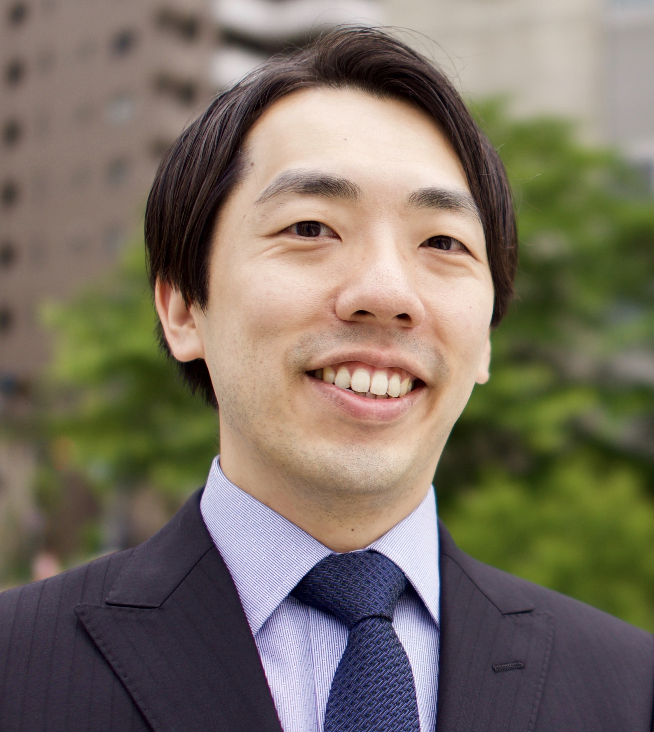 林　亮輔の顔写真